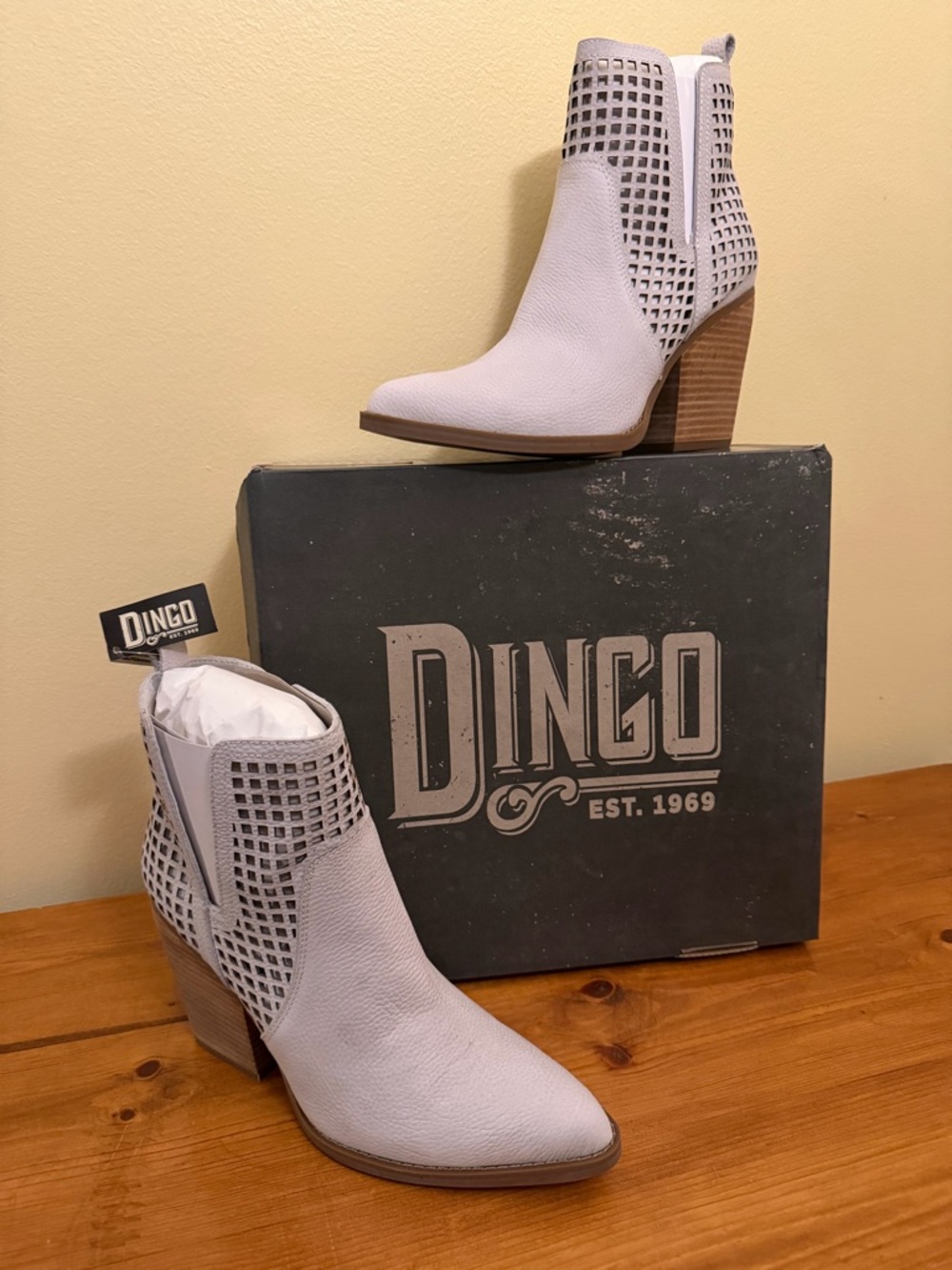 DINGO - 9.5 Women’s White Laser-Cut Stacked Heel Ankle Booties